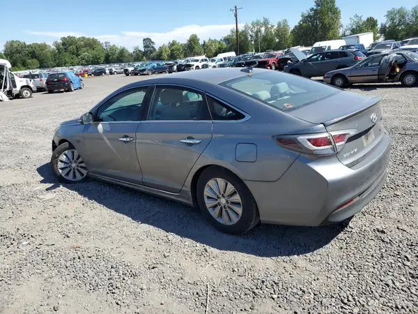 KMHE24L34HA061236 2017 HYUNDAI SONATA - Image 2