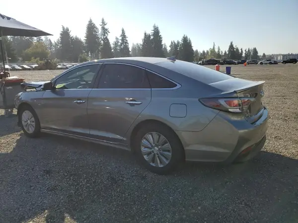 KMHE24L34HA063441 2017 HYUNDAI SONATA - Image 2