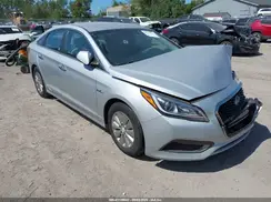 KMHE24L34HA065433 2017 HYUNDAI SONATA