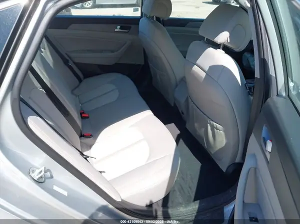 KMHE24L34HA065433 2017 HYUNDAI SONATA - Image 8