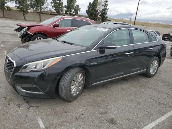 KMHE24L34HA071040 2017 HYUNDAI SONATA - Image 1