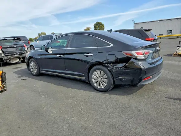 KMHE24L34HA075525 2017 HYUNDAI SONATA - Image 2