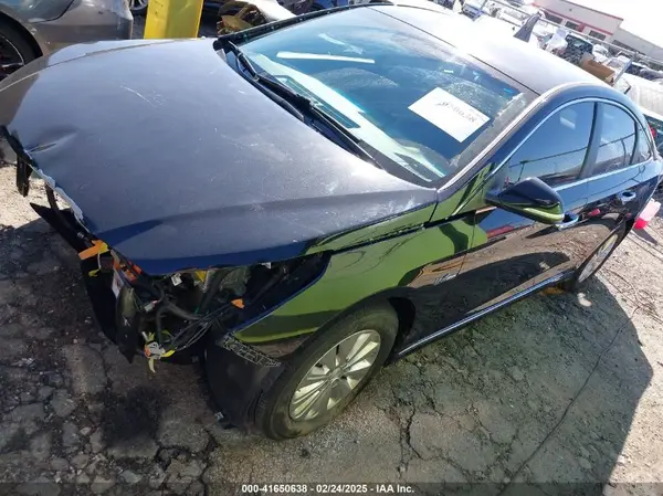 KMHE24L34HA075735 2017 HYUNDAI SONATA - Image 2