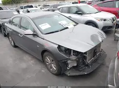 KMHE24L34JA083369 2018 HYUNDAI SONATA