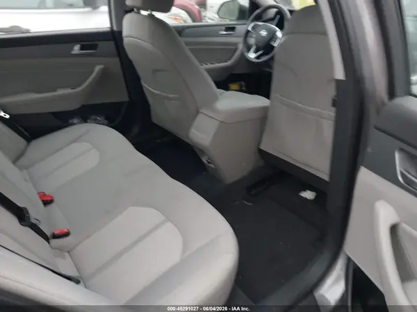 KMHE24L34JA083369 2018 HYUNDAI SONATA - Image 8