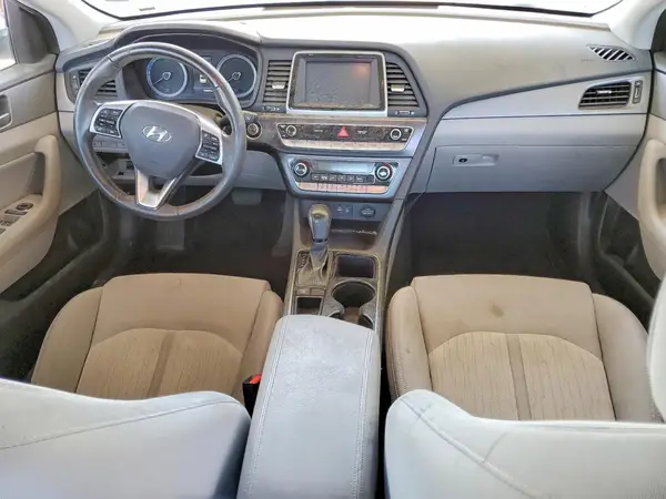 KMHE24L34JA084036 2018 HYUNDAI SONATA - Image 8