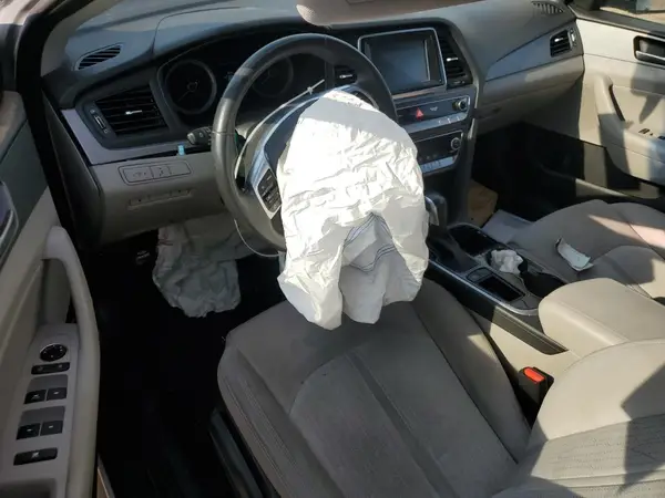 KMHE24L34KA093921 2019 HYUNDAI SONATA - Image 8