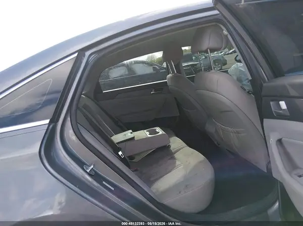 KMHE24L35HA064257 2017 HYUNDAI SONATA - Image 8