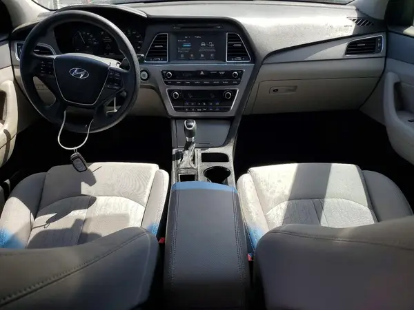 KMHE24L35HA064937 2017 HYUNDAI SONATA - Image 8