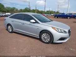 KMHE24L35HA065358 2017 HYUNDAI SONATA