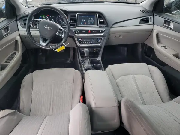 KMHE24L35JA078794 2018 HYUNDAI SONATA - Image 8