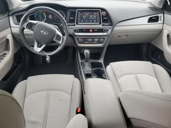 KMHE24L35KA085049 2019 HYUNDAI SONATA - Image 8