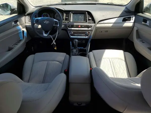 KMHE24L35KA088792 2019 HYUNDAI SONATA - Image 8
