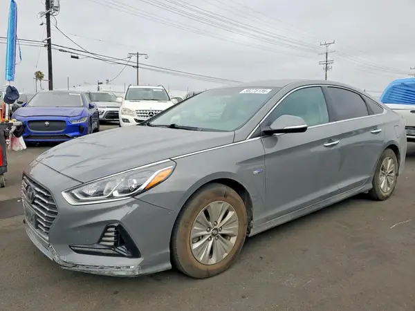 KMHE24L35KA094057 2019 HYUNDAI SONATA - Image 1