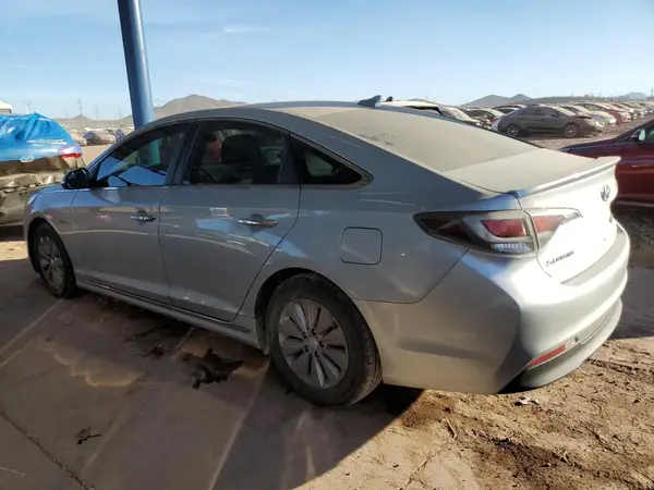KMHE24L36HA061285 2017 HYUNDAI SONATA - Image 2