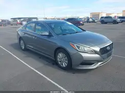 KMHE24L36HA065403 2017 HYUNDAI SONATA