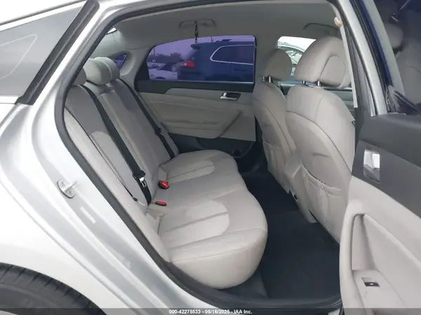KMHE24L36HA072710 2017 HYUNDAI SONATA - Image 8
