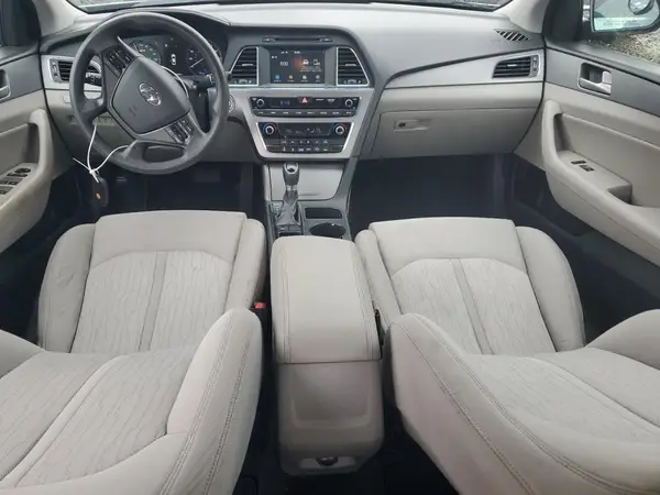 KMHE24L36HA076997 2017 HYUNDAI SONATA - Image 8