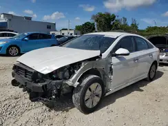 KMHE24L36JA078447 2018 HYUNDAI SONATA