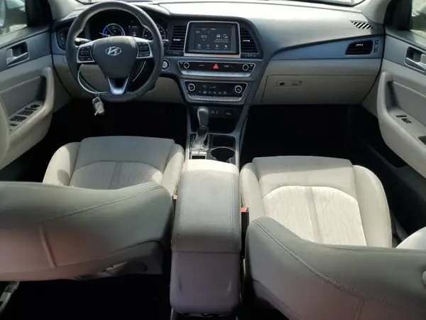 KMHE24L36JA078447 2018 HYUNDAI SONATA - Image 8