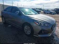 KMHE24L36JA079002 2018 HYUNDAI SONATA