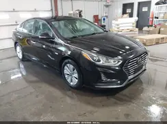 KMHE24L36JA083745 2018 HYUNDAI SONATA