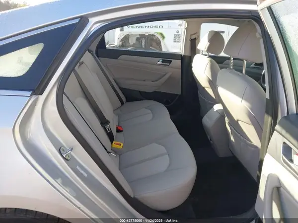 KMHE24L36KA085044 2019 HYUNDAI SONATA - Image 8