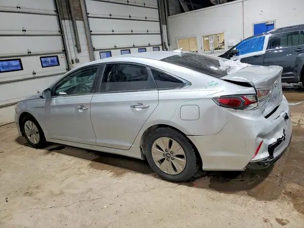 KMHE24L36KA088784 2019 HYUNDAI SONATA - Image 2