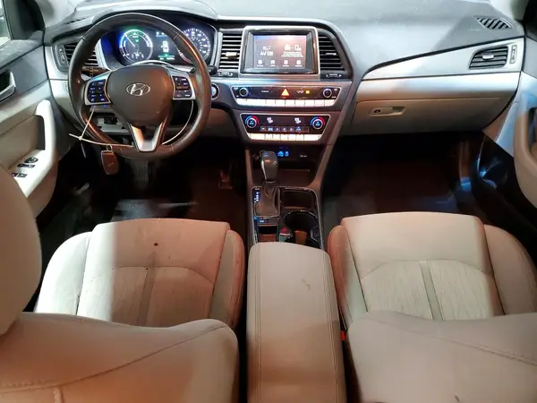 KMHE24L36KA088784 2019 HYUNDAI SONATA - Image 8