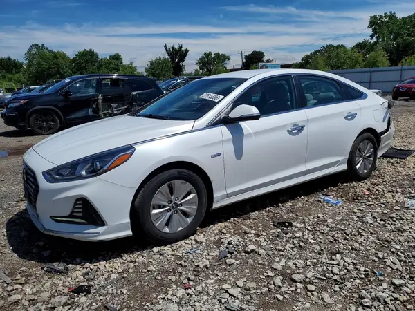 KMHE24L36KA091717 2019 HYUNDAI SONATA - Image 1