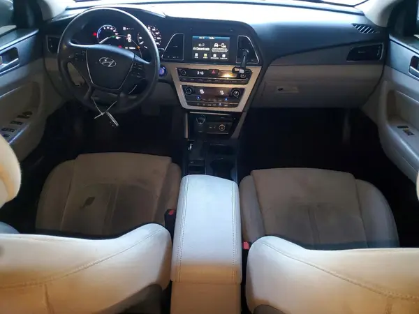 KMHE24L37HA063191 2017 HYUNDAI SONATA - Image 8