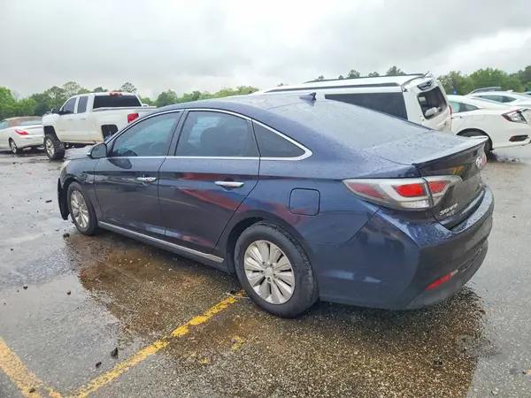 KMHE24L37HA066754 2017 HYUNDAI SONATA - Image 2