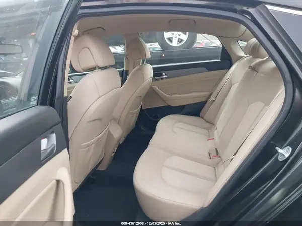 KMHE24L37HA066804 2017 HYUNDAI SONATA - Image 8
