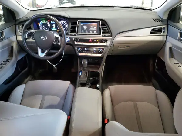 KMHE24L37JA081292 2018 HYUNDAI SONATA - Image 8