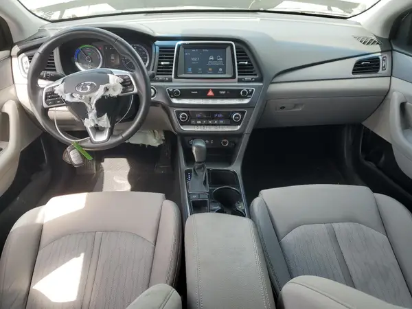 KMHE24L37JA082507 2018 HYUNDAI SONATA - Image 8