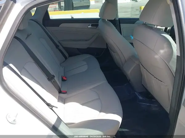 KMHE24L37KA089426 2019 HYUNDAI SONATA - Image 8