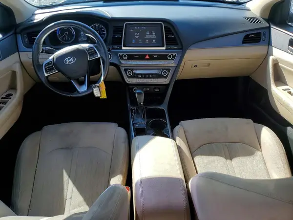 KMHE24L37KA093203 2019 HYUNDAI SONATA - Image 8