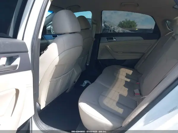 KMHE24L37KA094139 2019 HYUNDAI SONATA - Image 8