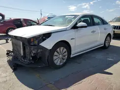 KMHE24L38HA061126 2017 HYUNDAI SONATA