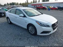 KMHE24L38HA061319 2017 HYUNDAI SONATA