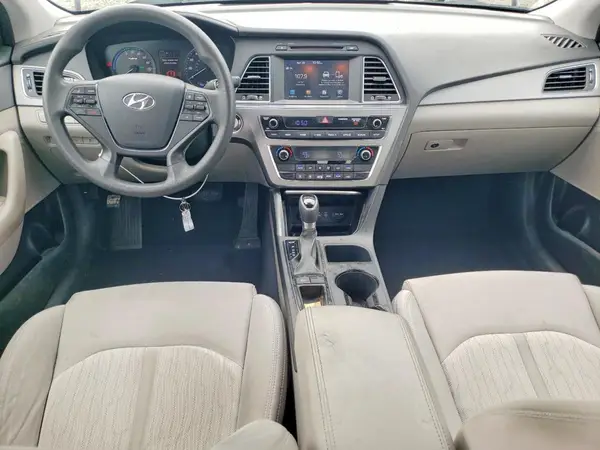 KMHE24L38HA063684 2017 HYUNDAI SONATA - Image 8