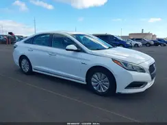 KMHE24L38HA066875 2017 HYUNDAI SONATA