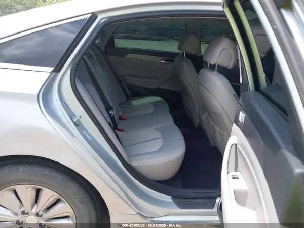 KMHE24L38HA067248 2017 HYUNDAI SONATA - Image 8