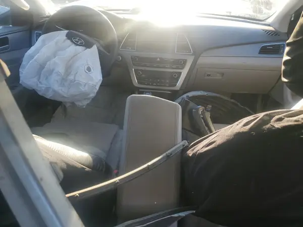 KMHE24L38HA069596 2017 HYUNDAI SONATA - Image 8