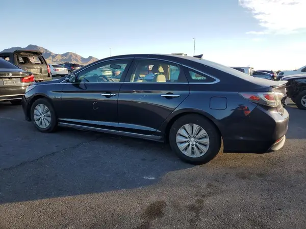 KMHE24L38HA071039 2017 HYUNDAI SONATA - Image 2