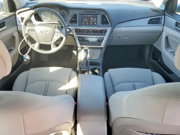KMHE24L39HA061300 2017 HYUNDAI SONATA - Image 8