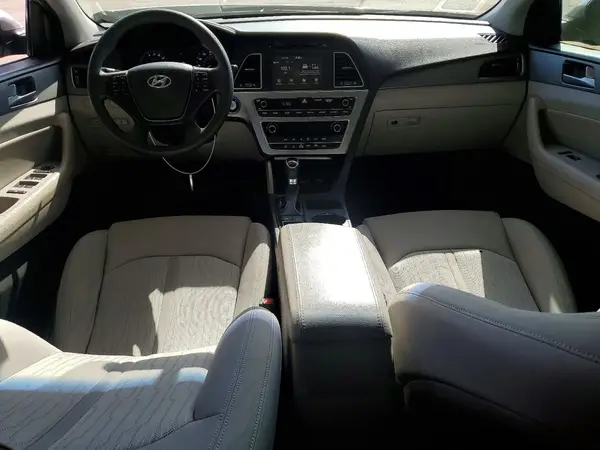 KMHE24L39HA063077 2017 HYUNDAI SONATA - Image 8