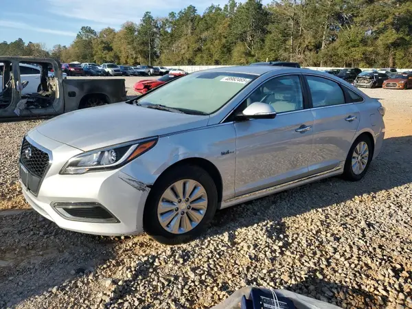 KMHE24L39HA065377 2017 HYUNDAI SONATA - Image 1