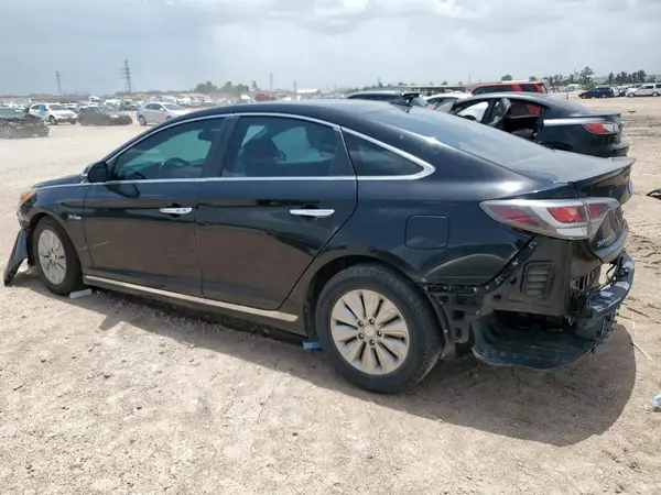 KMHE24L39HA071034 2017 HYUNDAI SONATA - Image 2