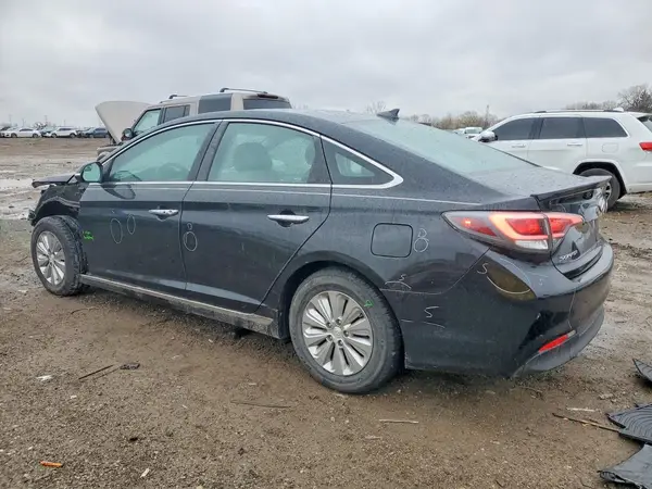 KMHE24L39HA075651 2017 HYUNDAI SONATA - Image 2